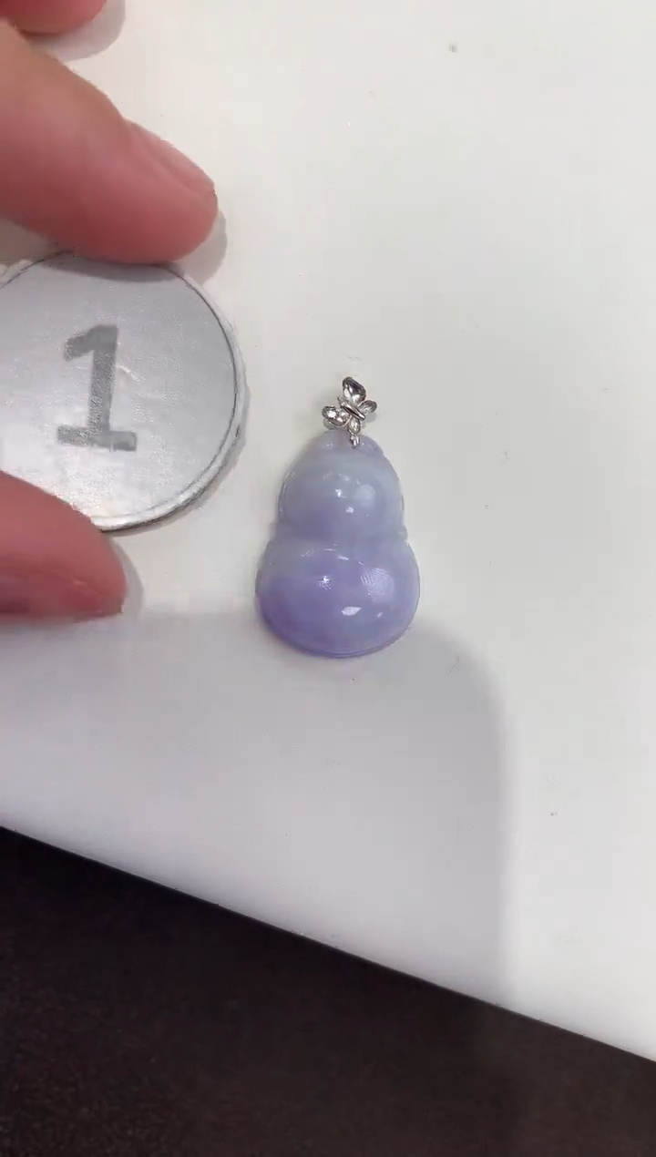 颈饰18K金镶嵌翡翠天然缅甸a货翡翠