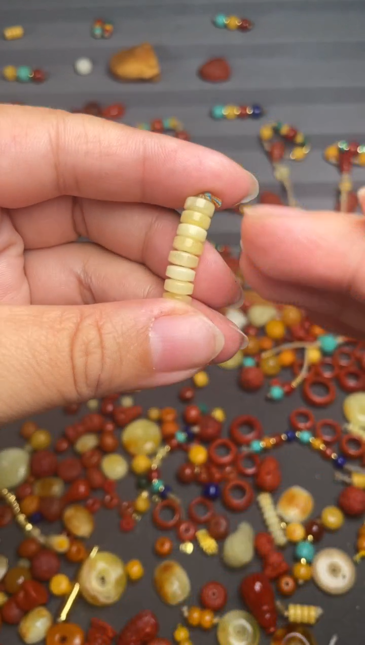 石英质玉多样性发货未镶嵌6mm偏白八片