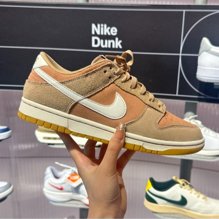 NIKE耐克男子NIKE DUNK LOW RETRO SE休闲鞋HQ1931-200
