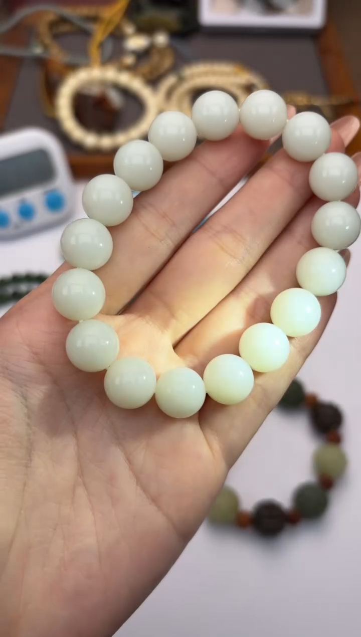 【闪购商品】和田玉手串未镶嵌和田玉手串