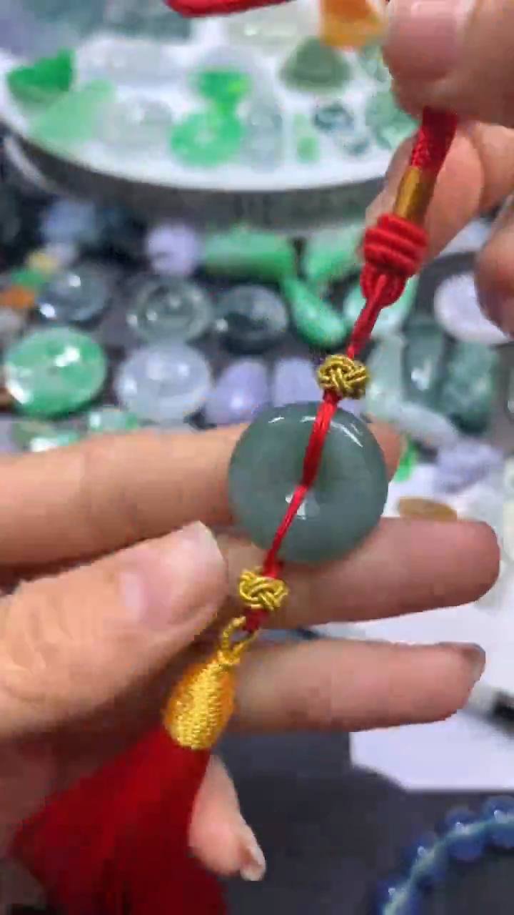 【闪购商品】翡翠挂件未镶嵌翡翠