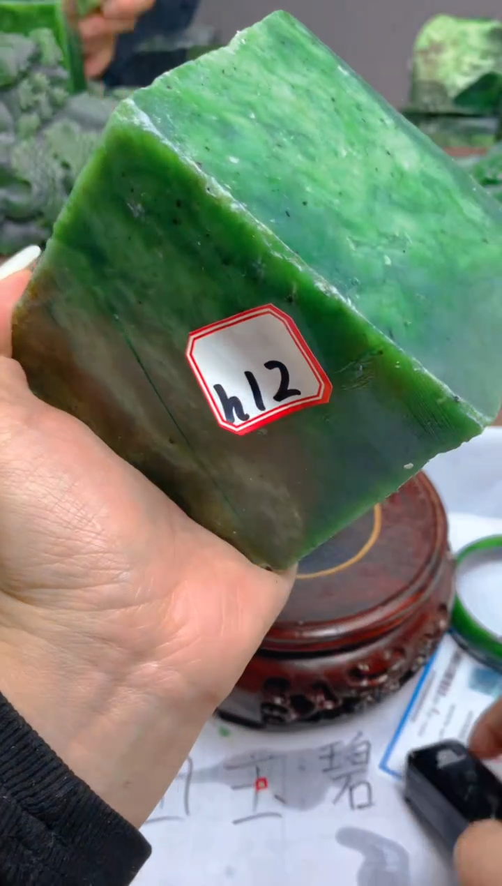 【闪购商品】和田玉未镶嵌珠宝半成品1