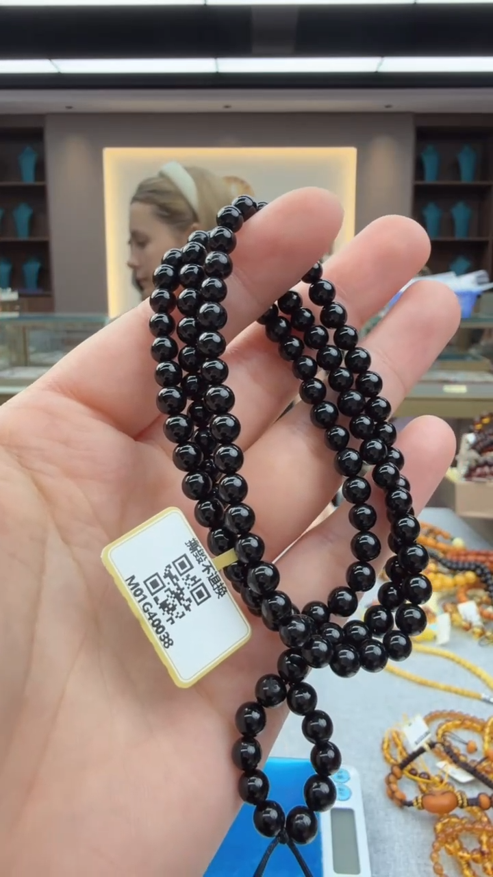 未镶嵌颈饰琥珀4秒拍号 假一罚三