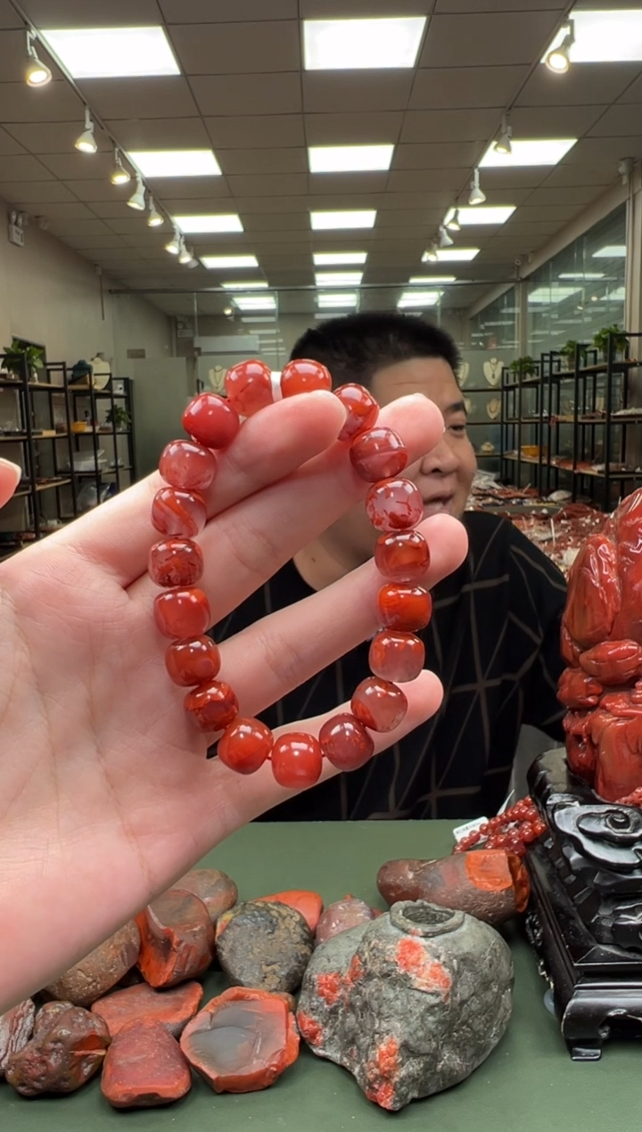 【闪购商品】南红玛瑙手串未镶嵌单圈手串一条约11mm 多样性发货