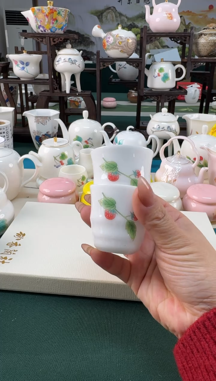 【闪购商品】瓷器 ······.......