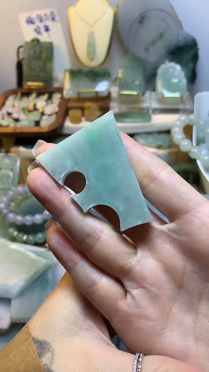 未镶嵌挂件翡翠 缅甸A货翡翠，没有运费险