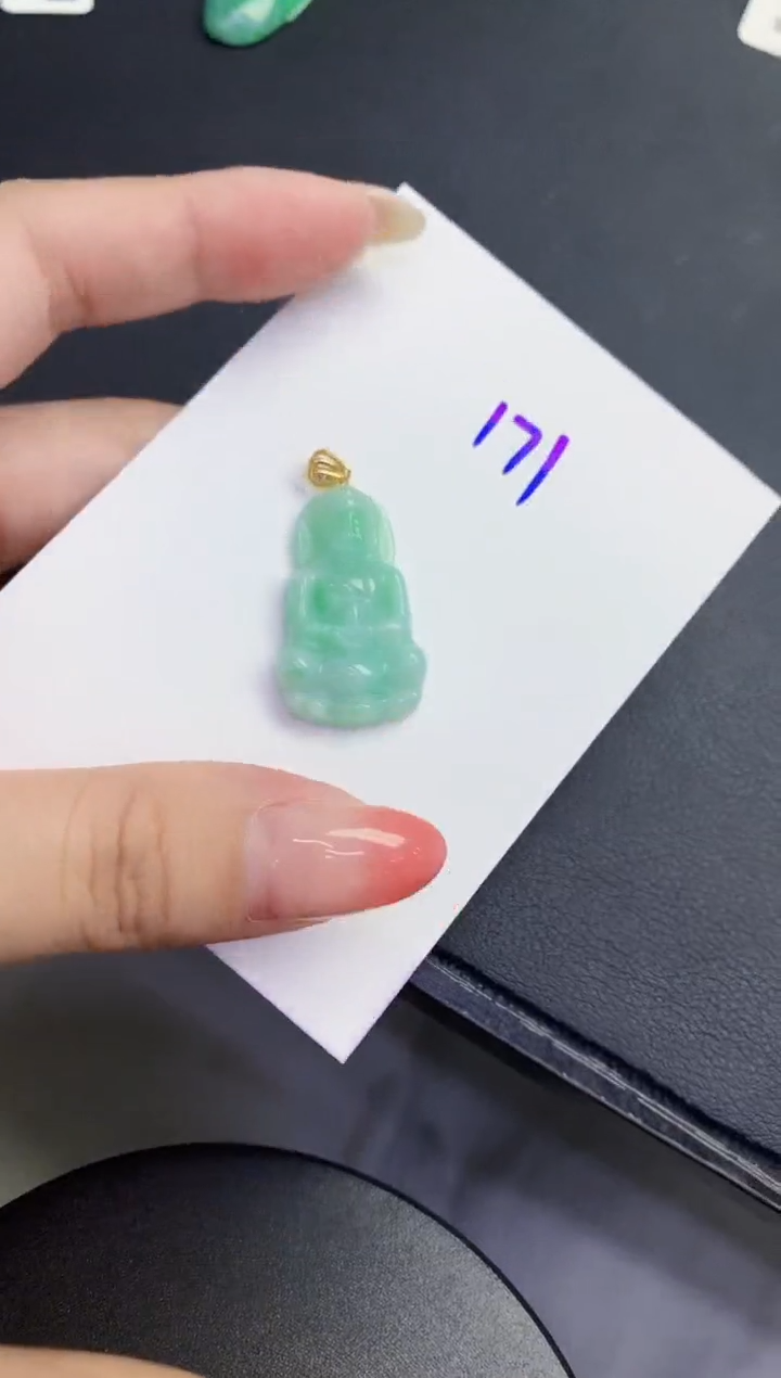 翡翠未镶嵌颈饰缅甸天然翡翠A货