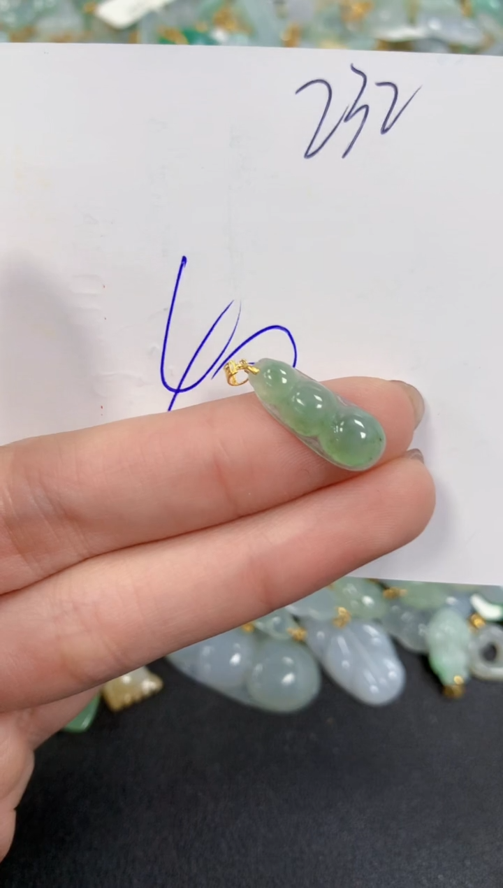 【闪购商品】翡翠颈饰18K金镶嵌 天然翡翠A货