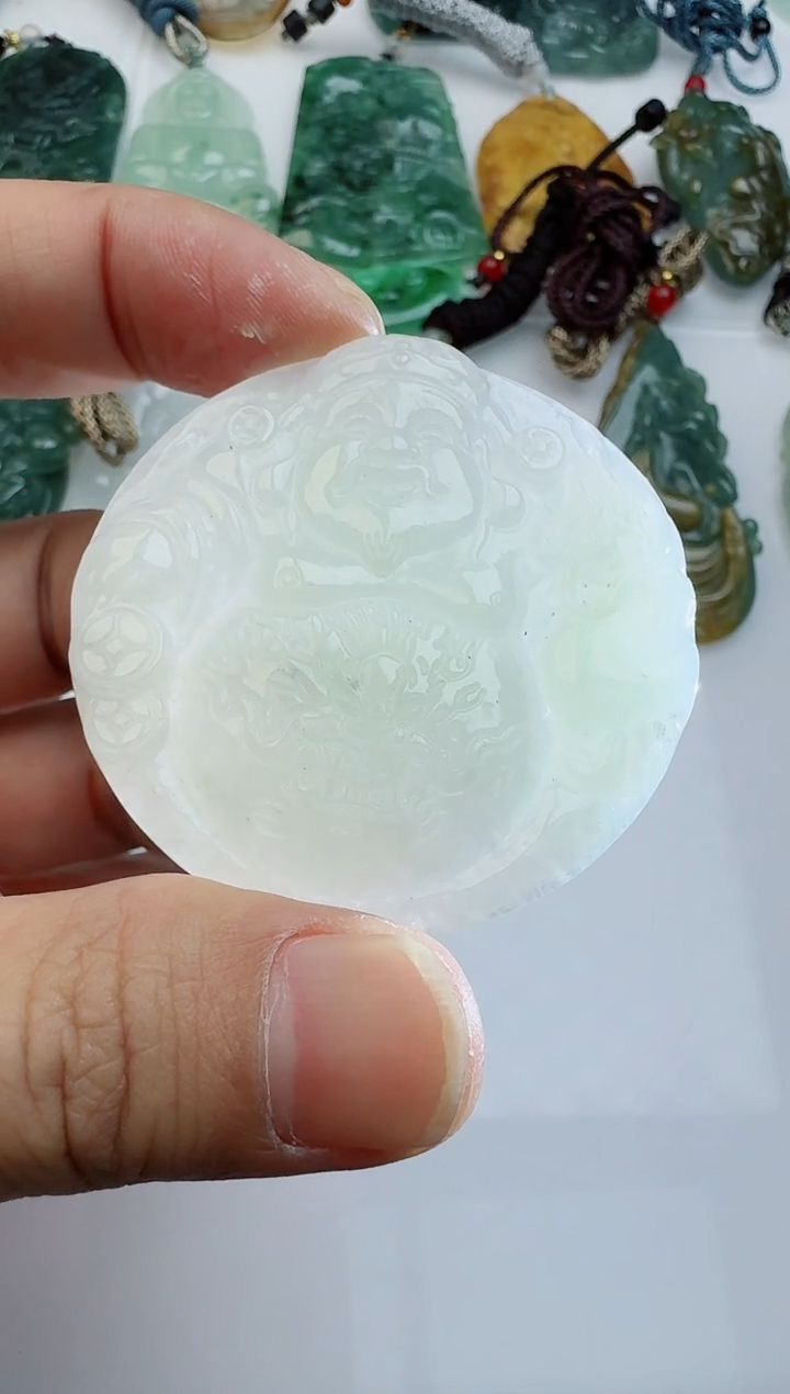 【闪购商品】翡翠颈饰未镶嵌11111111111