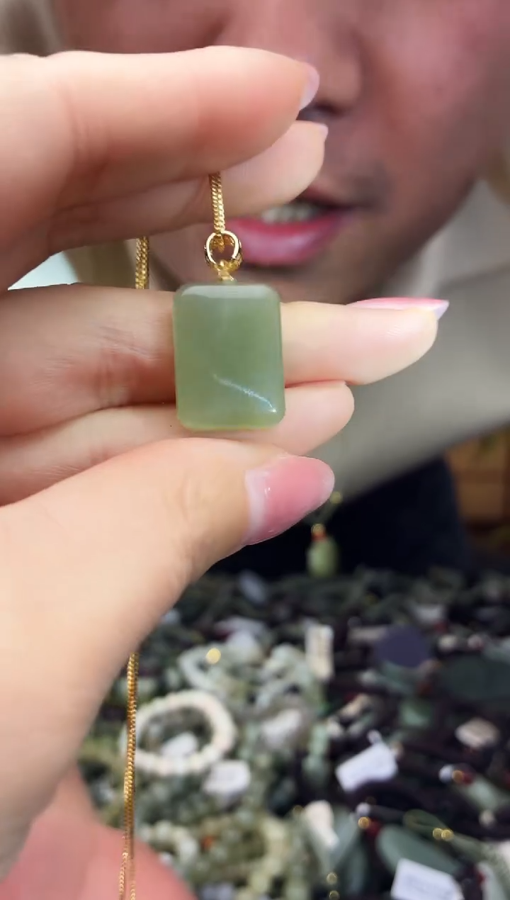 颈饰未镶嵌和田玉多样性发货，拍一发一