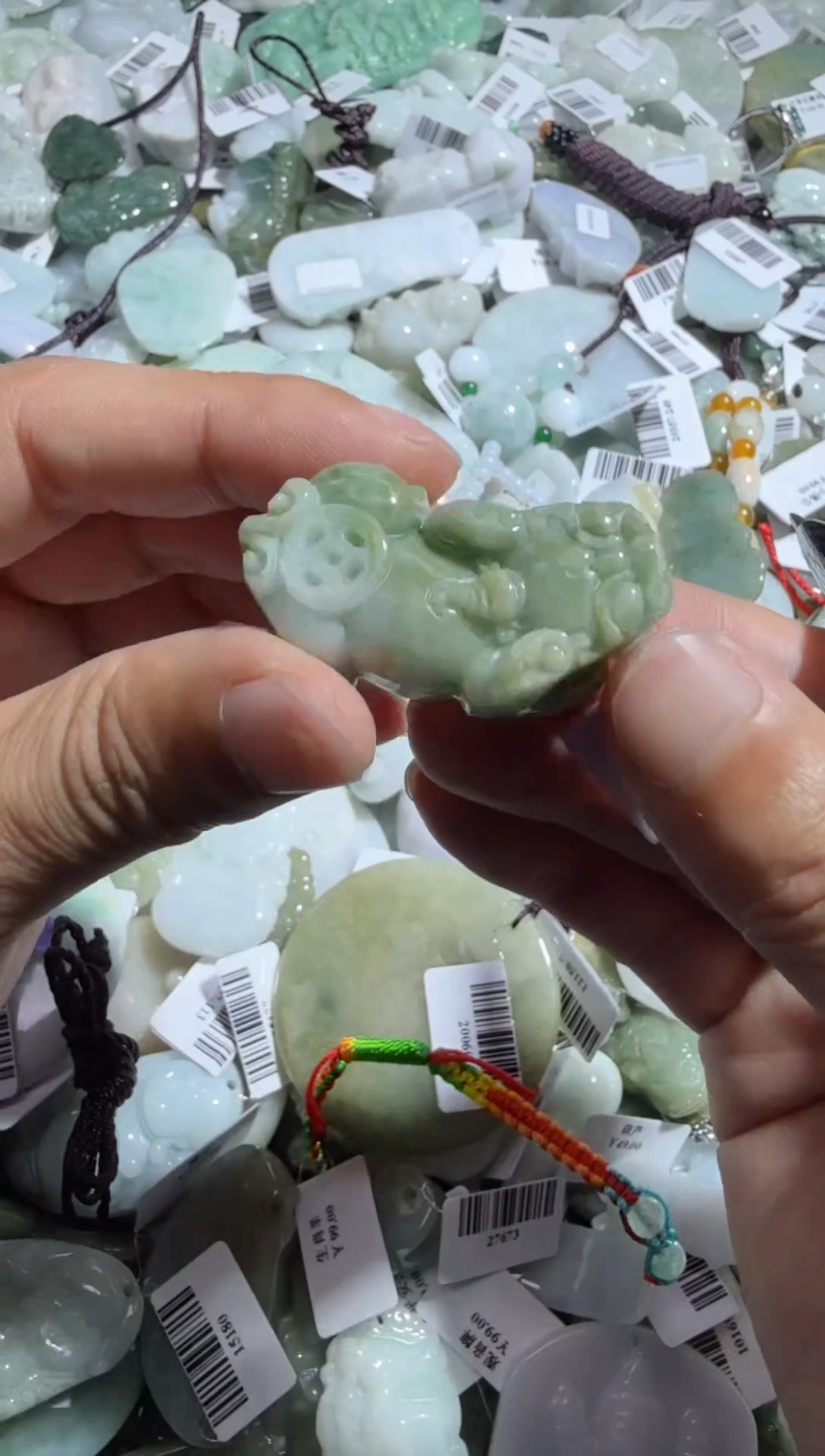 【闪购商品】翡翠颈饰未镶嵌00014231