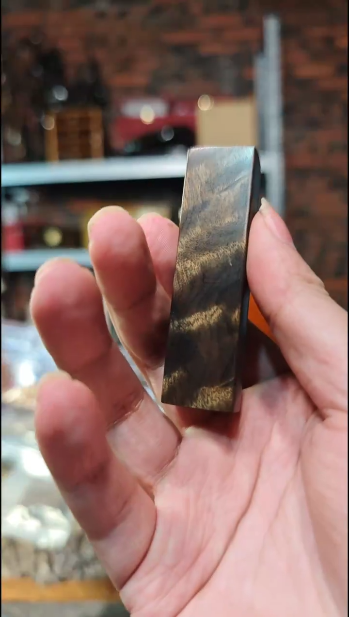 金丝楠无事牌手把件