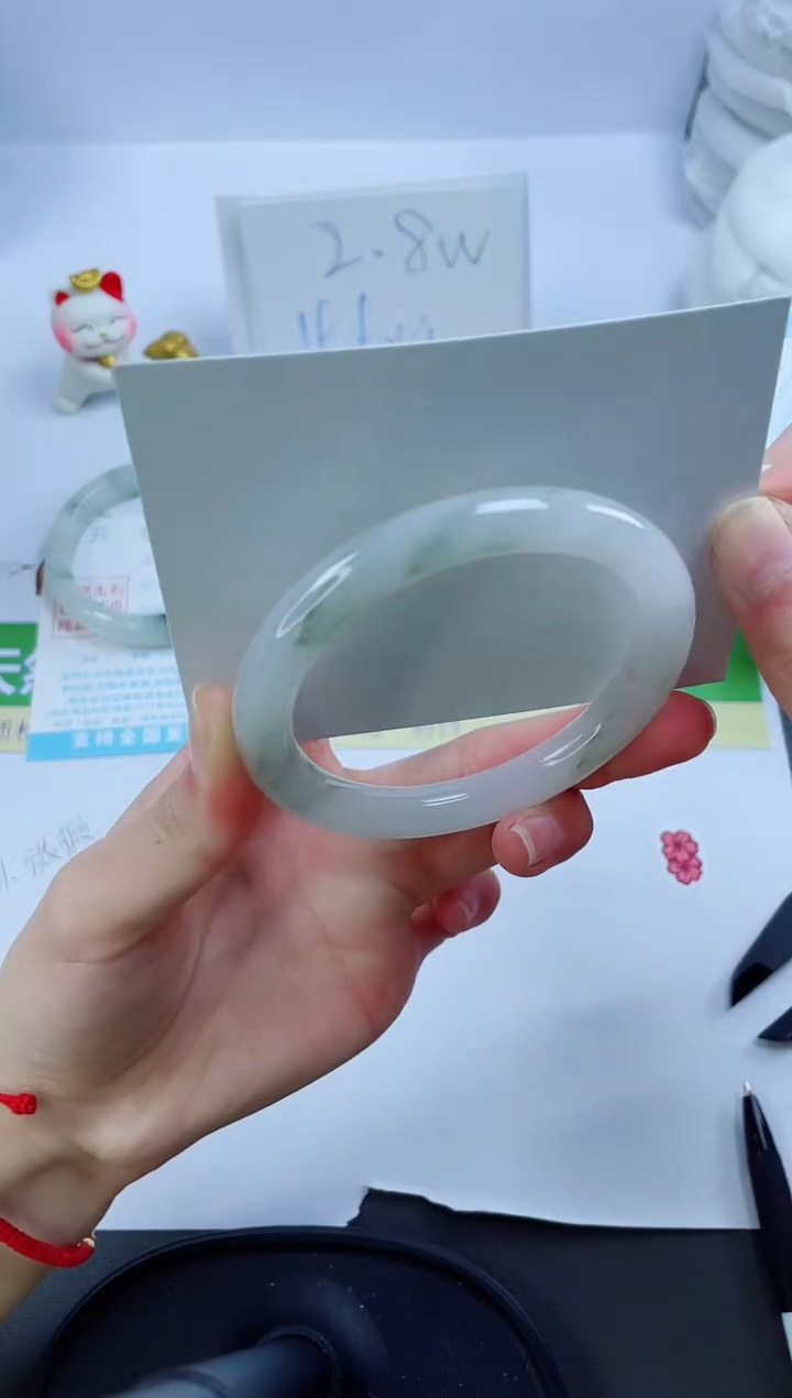 【闪购商品】石英质玉手镯未镶嵌63-58.1