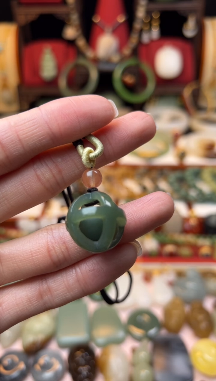 【闪购商品】和田玉挂件未镶嵌福利