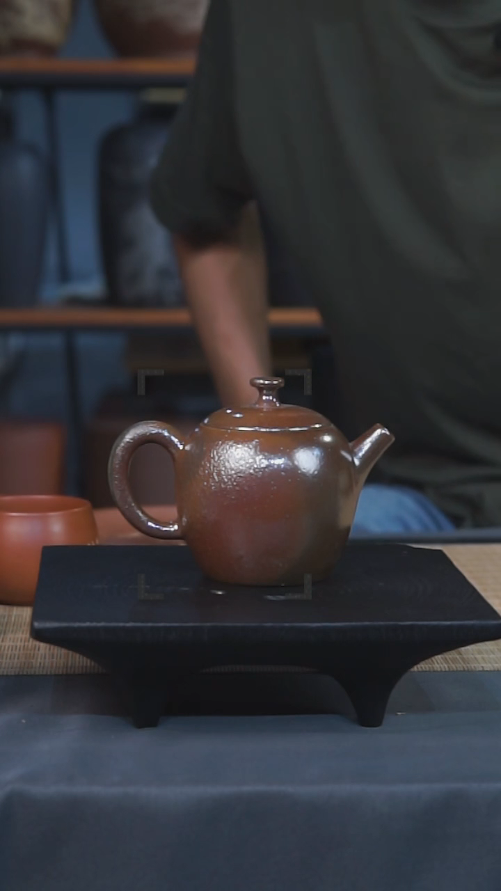 云水山涧微瑕柴烧壶 010