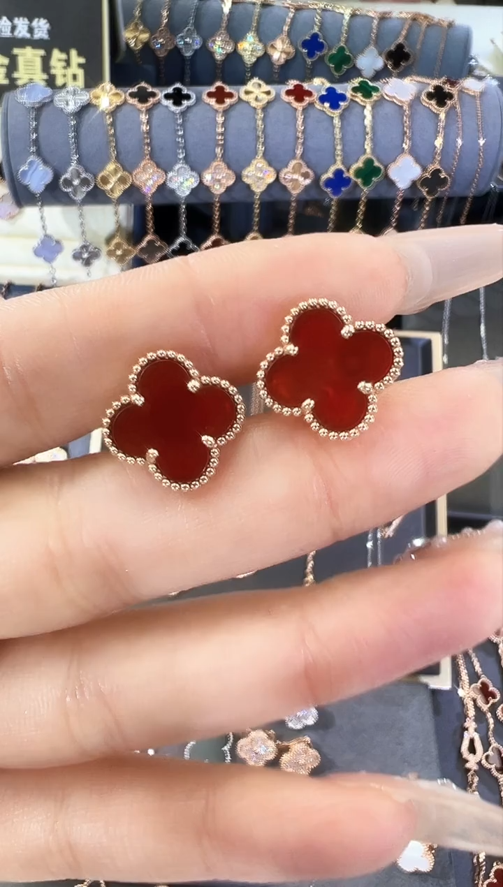 【闪购商品】玛瑙/玉髓耳钉18K金镶嵌耳拍