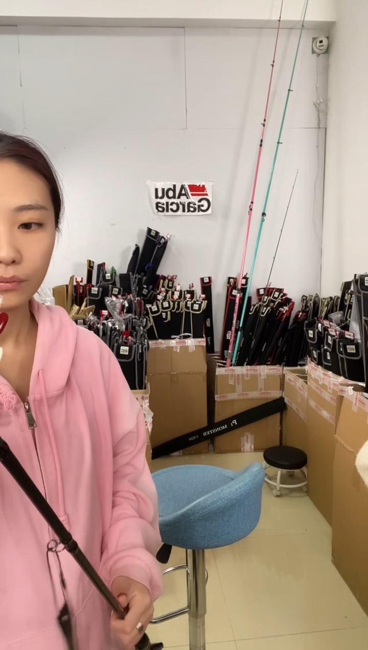 9597二手阿布黑马仕三代2.13xh枪柄