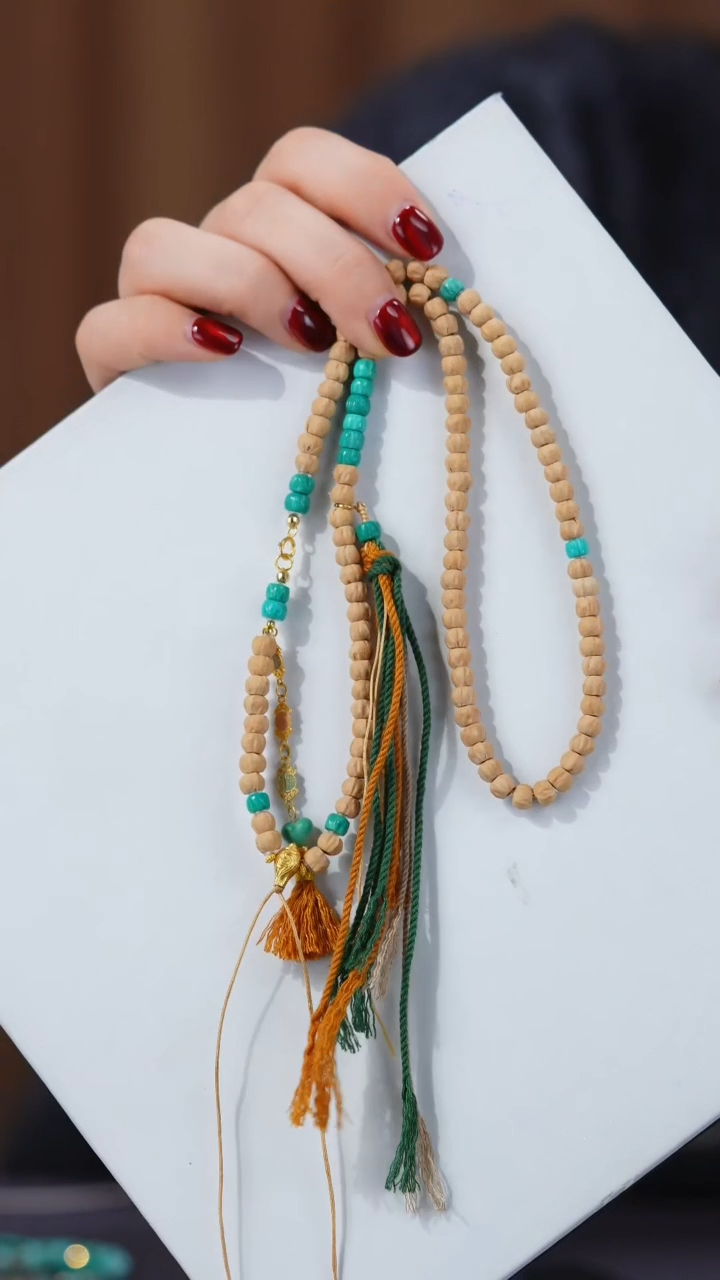 【闪购商品】绿松石项链18K金镶嵌1