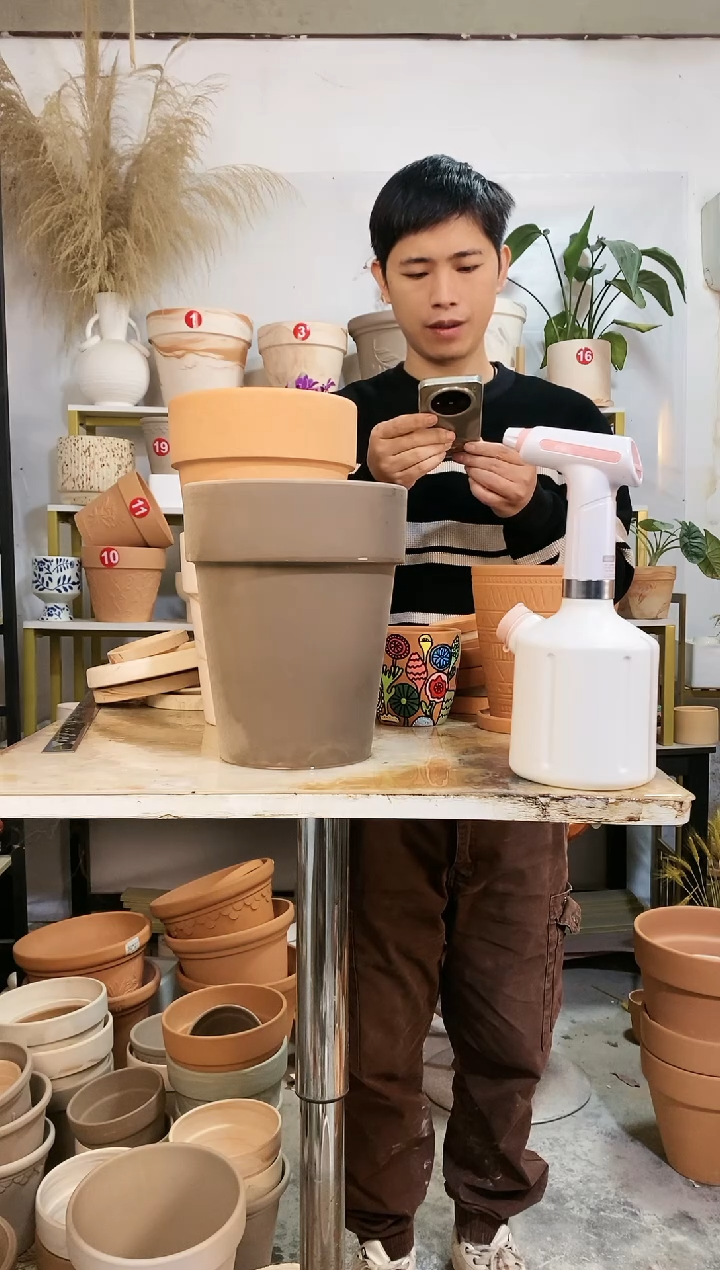 【闪购商品】红陶20*25灰陶反比例 1盆无托