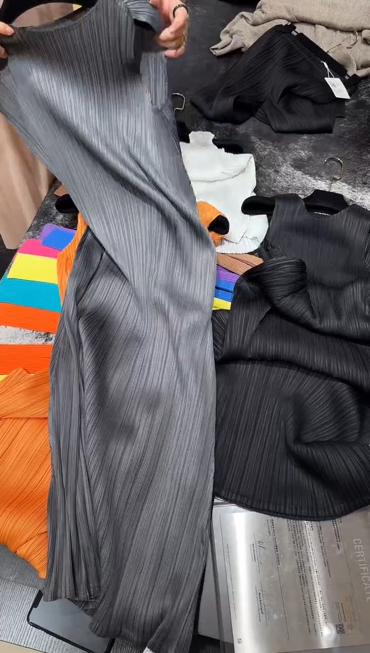 钣****作3093无袖连衣裙深灰色