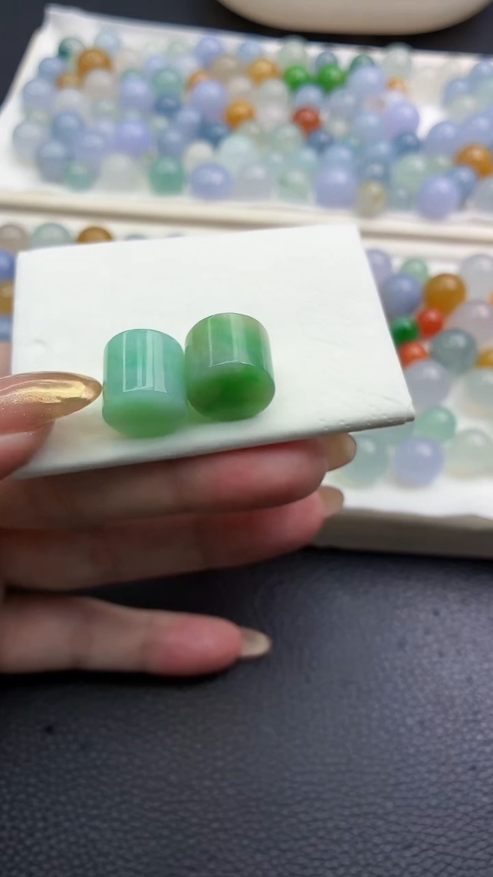 未镶嵌定制翡翠宋*傅珠子