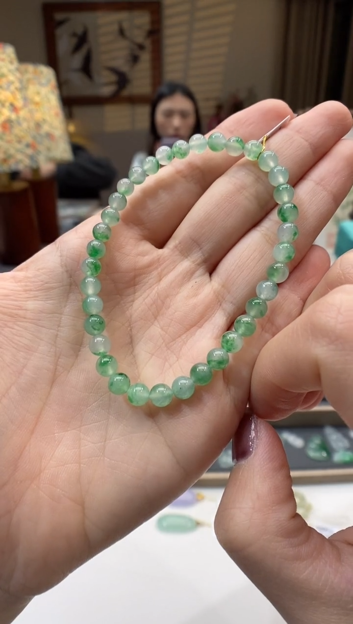 【闪购商品】翡翠手串未镶嵌手串