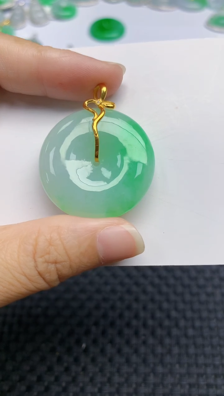 翡翠18K金镶嵌颈饰天然缅甸A货翡翠百元以上9元证书费自理