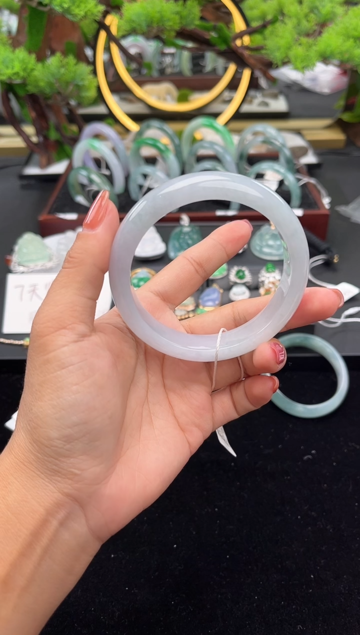 未镶嵌手镯翡翠手镯