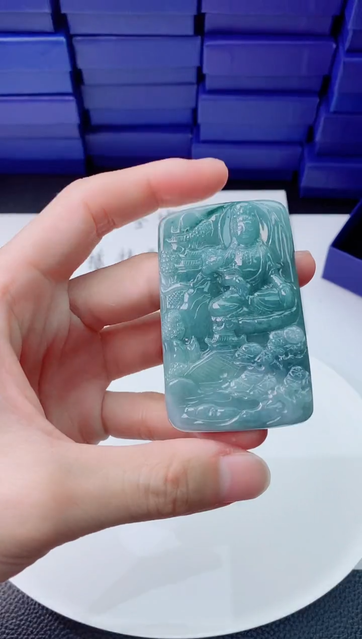 【闪购商品】翡翠未镶嵌颈饰        