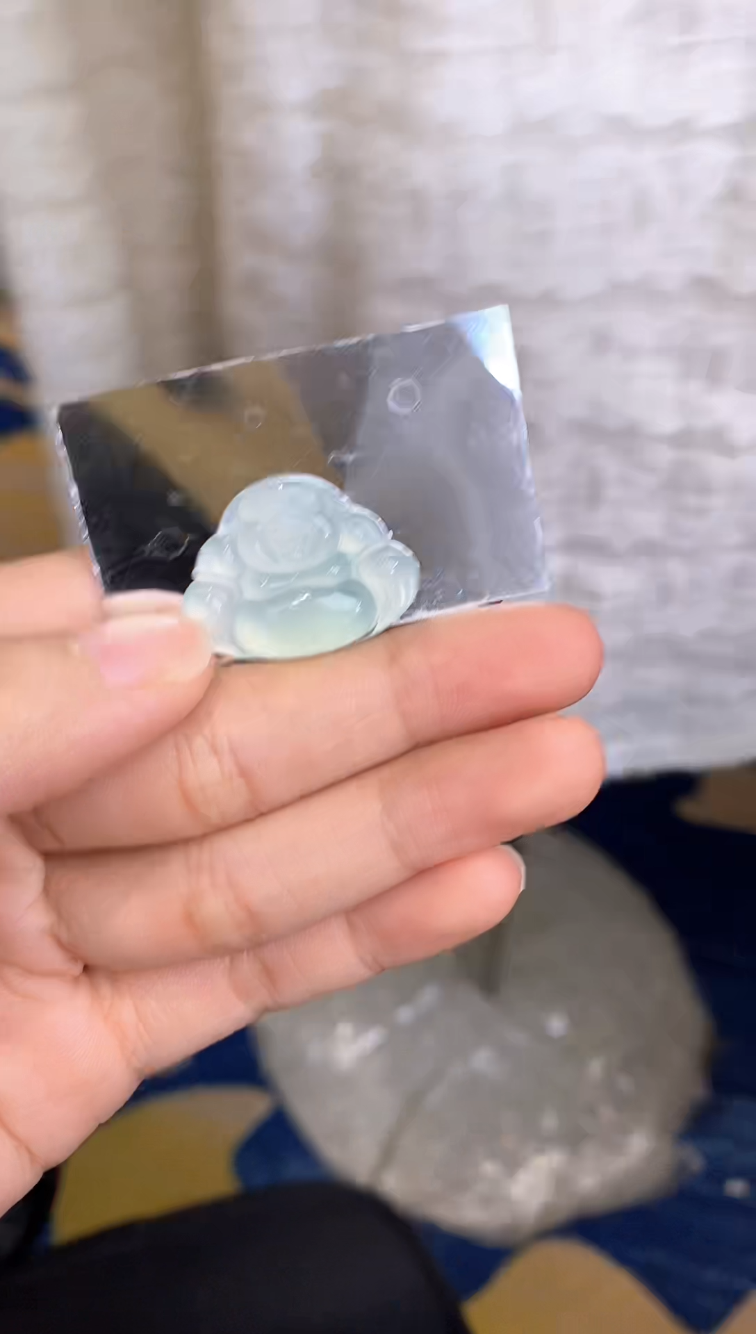 翡翠未镶嵌颈饰佛公