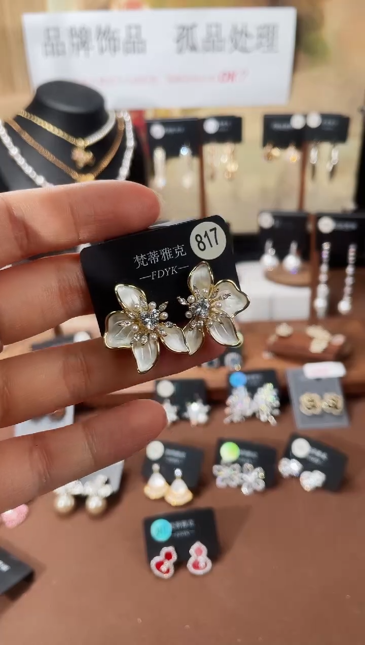 合金925银锆石梵817