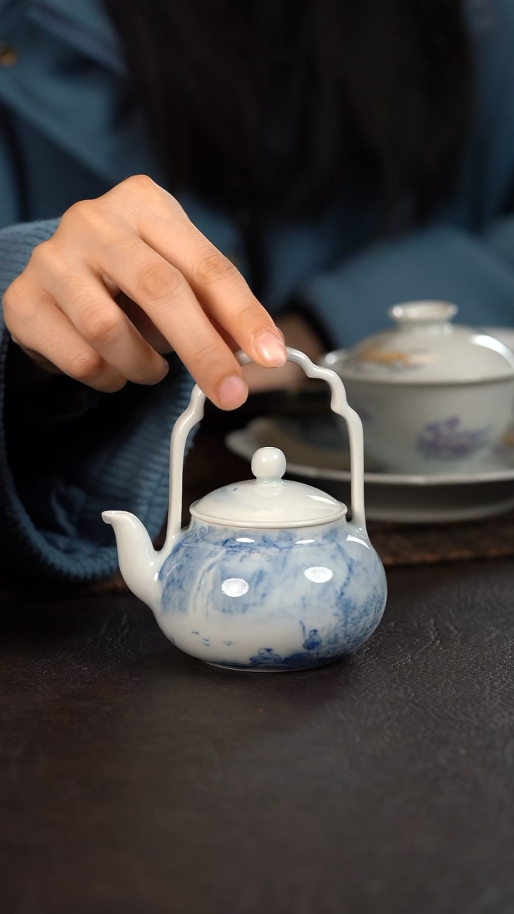 【闪购商品】杯HLX陶瓷瀑布山水提梁壶