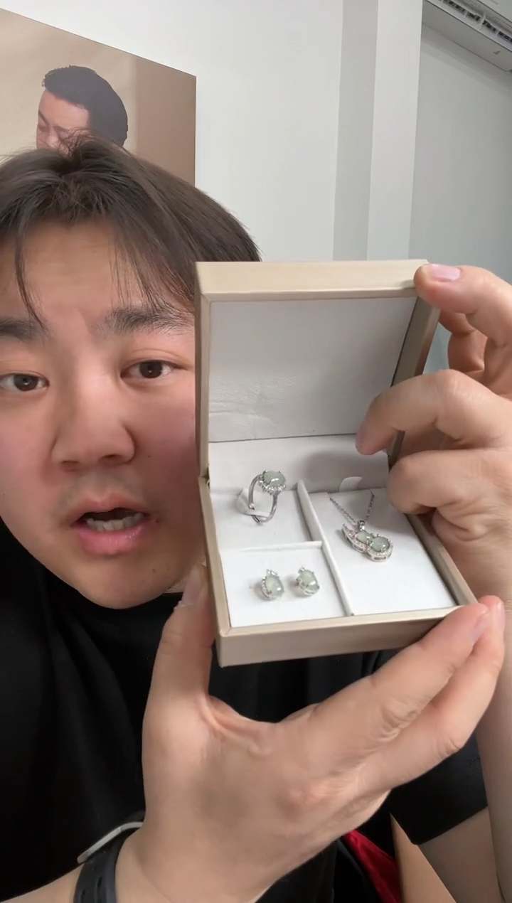 【闪购商品】翡翠戒指银S925镶嵌戒指