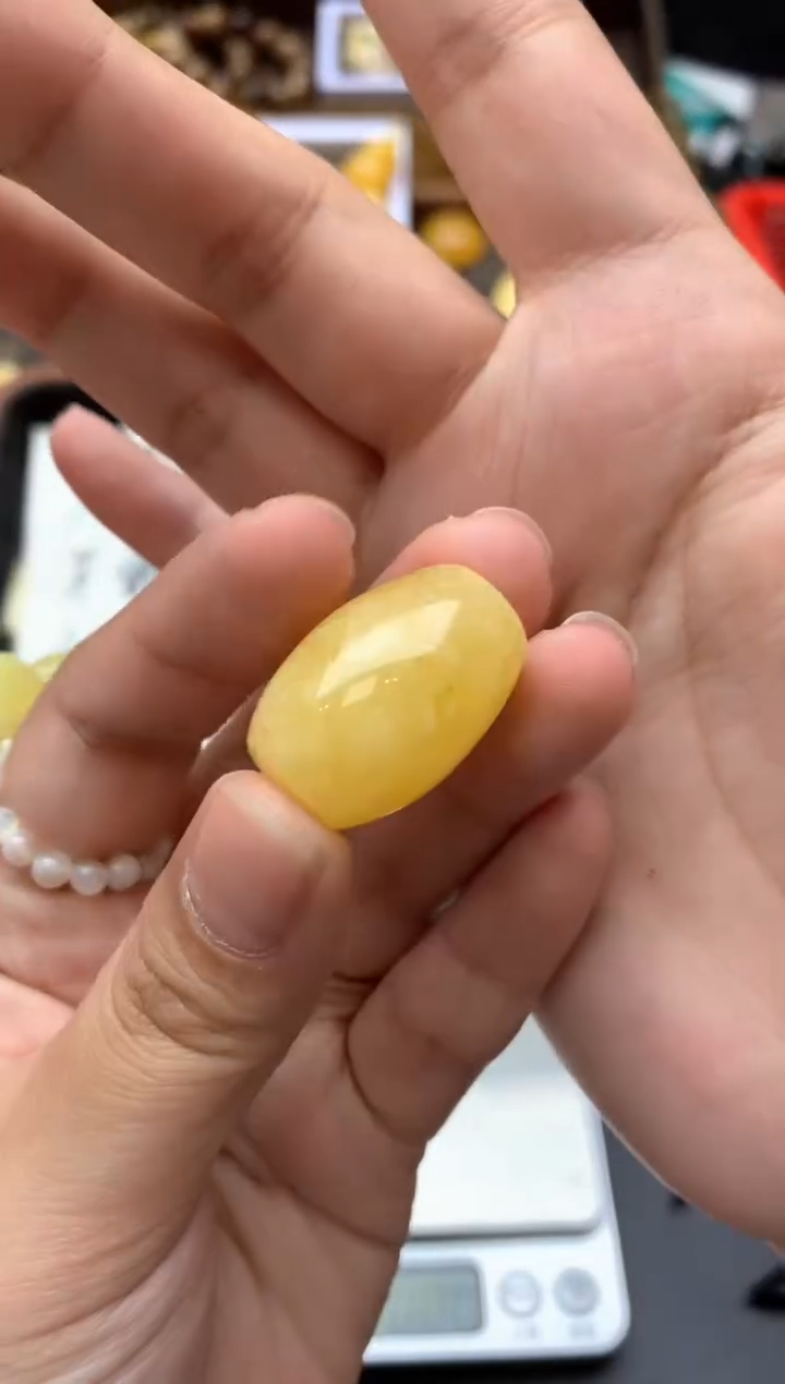 【闪购商品】琥珀珠宝奇石未镶嵌081琥珀蜜蜡小坑花粉介意勿拍