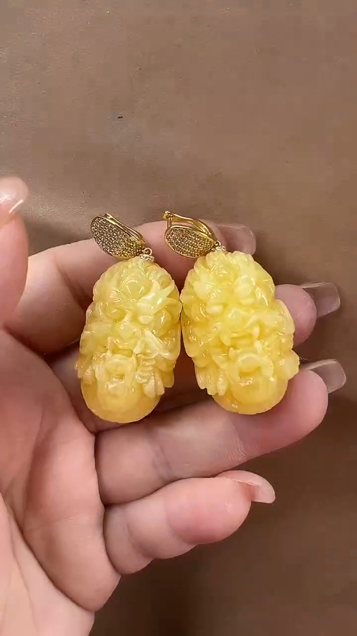 琥珀颈饰未镶嵌耳环