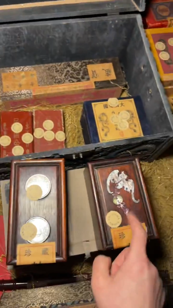 木摆件高端精美开蝙蝠盒一件链接 