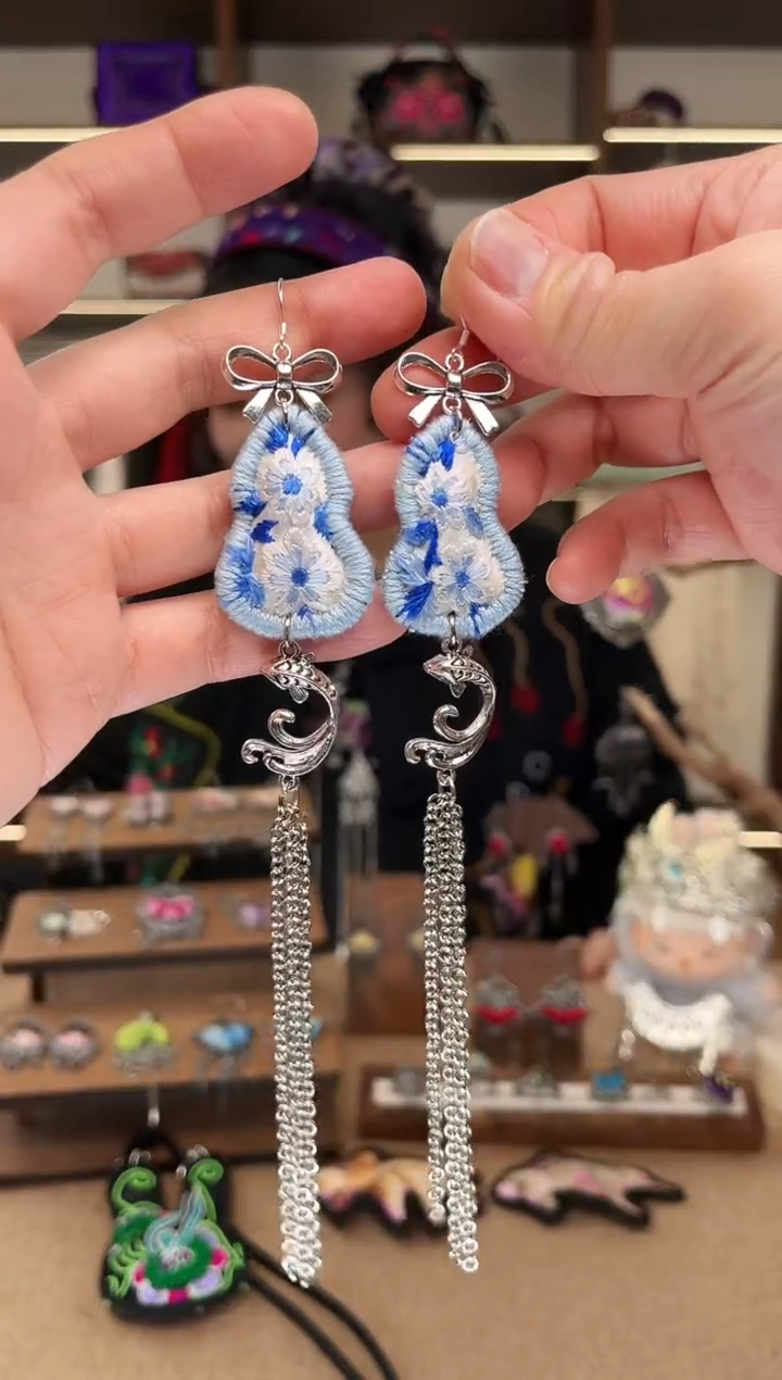 织绣1905黔东南苗族刺绣