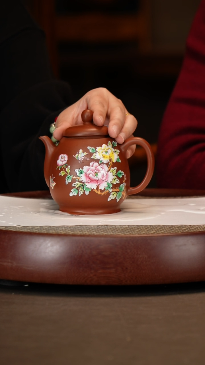 【闪购商品】紫砂茶壶大红泥莲子280c