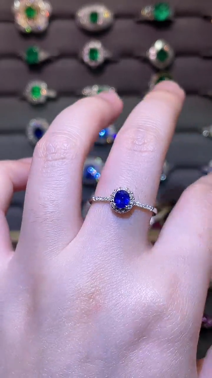 蓝宝石戒指18K金镶嵌斯里兰卡   皇家蓝0.65ct