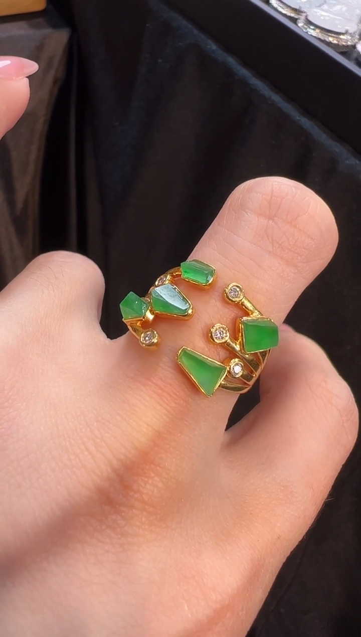 【闪购商品】翡翠耳饰18K金镶嵌耳饰