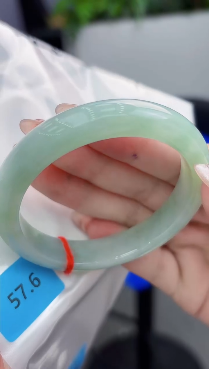 【闪购商品】翡翠手镯未镶嵌翡翠手镯