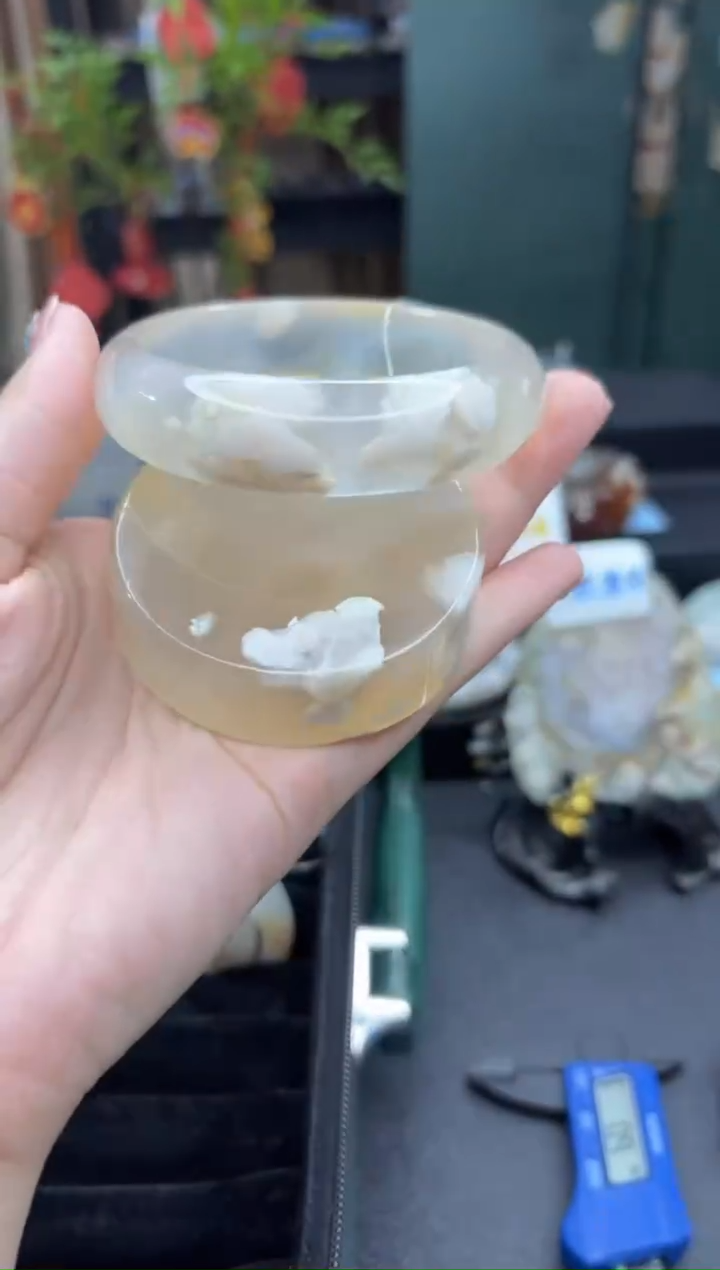 【闪购商品】石英质玉手镯未镶嵌116（62圈赠送镯心）