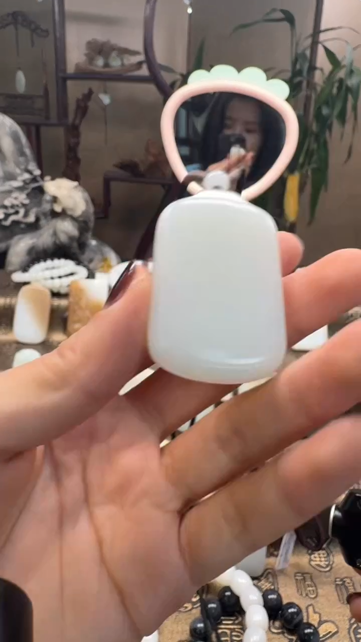 颈饰未镶嵌和田玉白玉无事牌