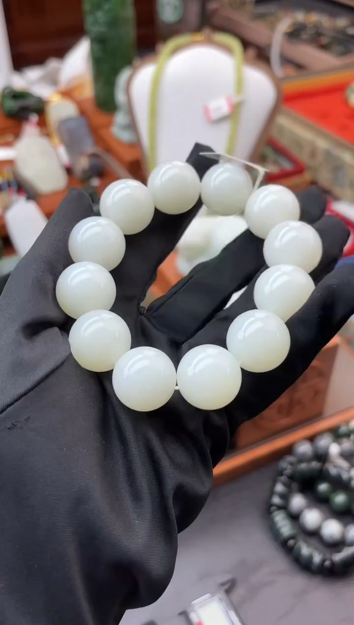 未镶嵌手串和田玉董小姐推荐 多样性发货 拍一发一z20