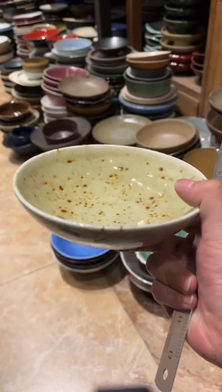 【闪购商品】瓷片434    枣红花圆口碗1个