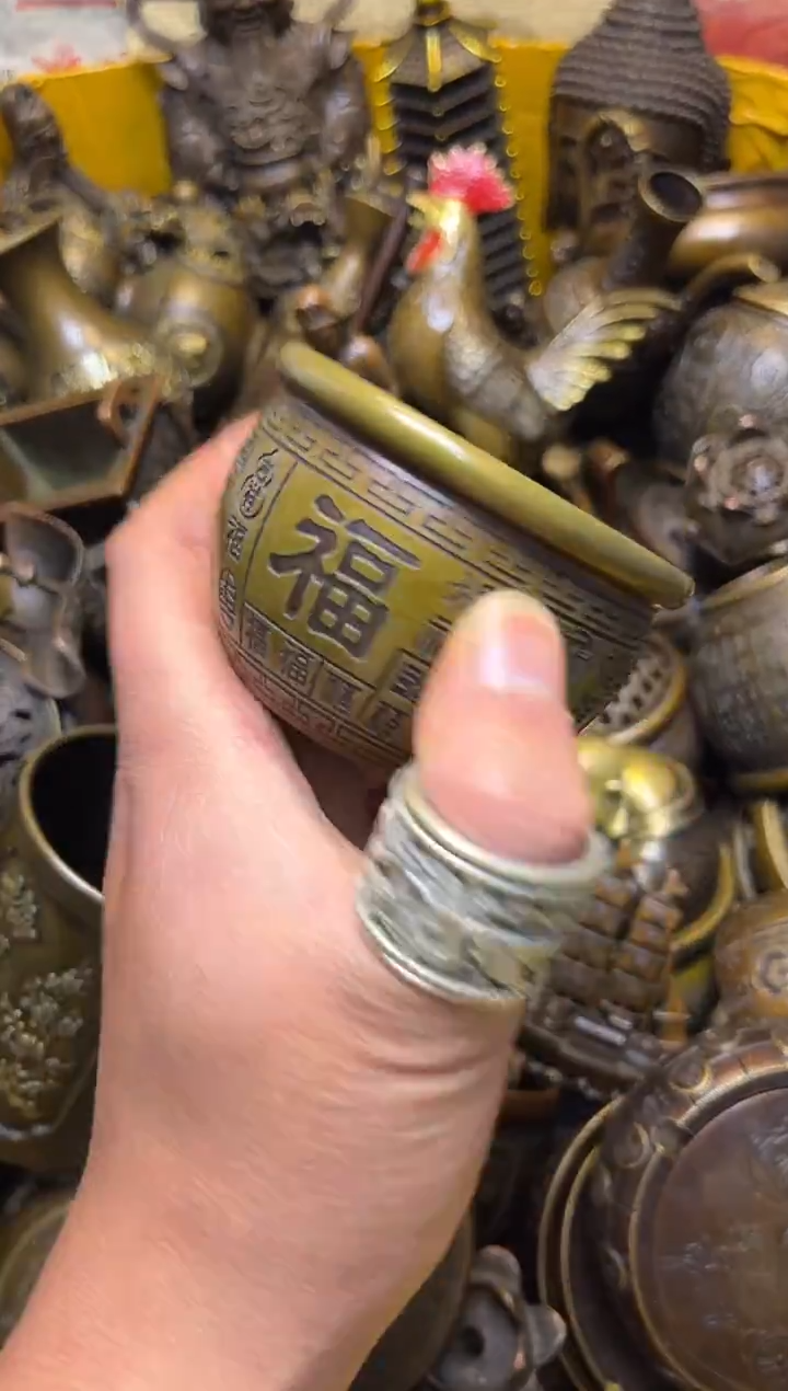 精美铜器，点击下单