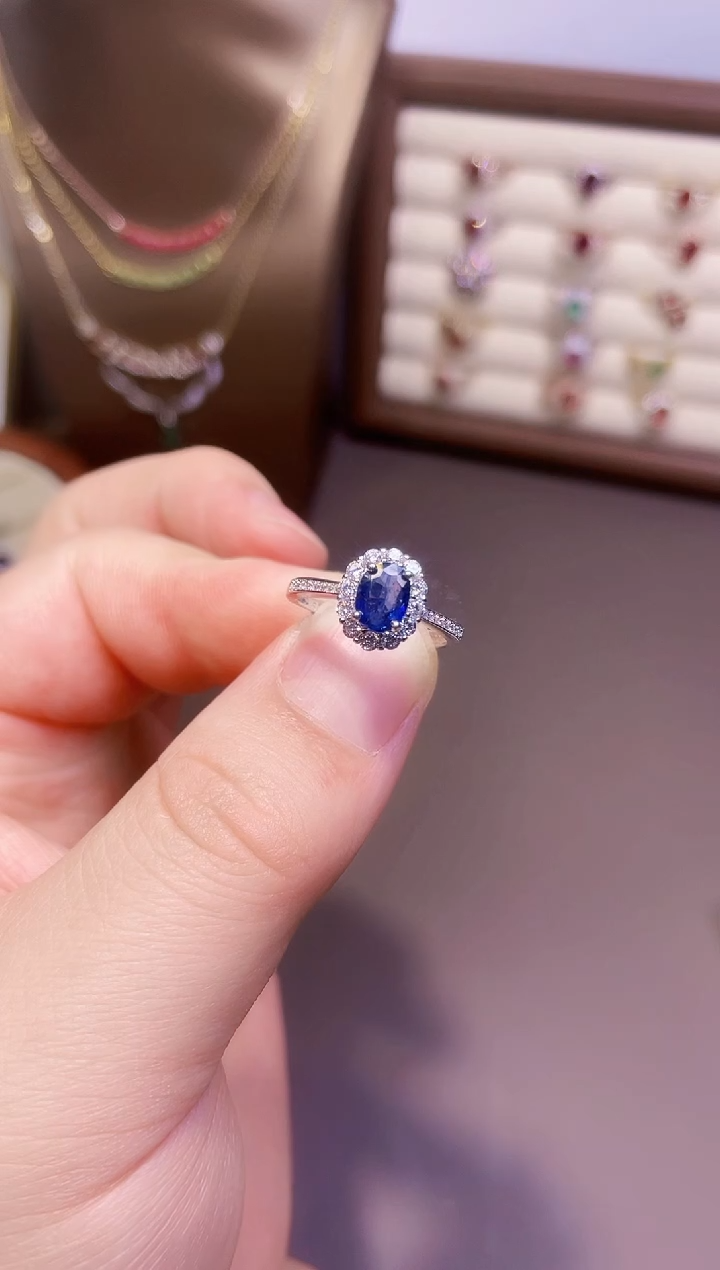 【闪购商品】蓝宝石戒指银S925镶嵌一枚