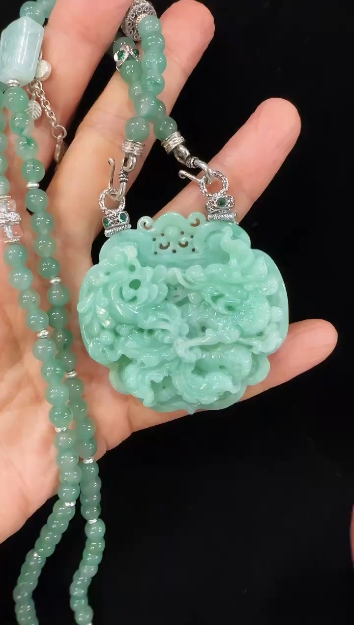 颈饰未镶嵌翡翠国风