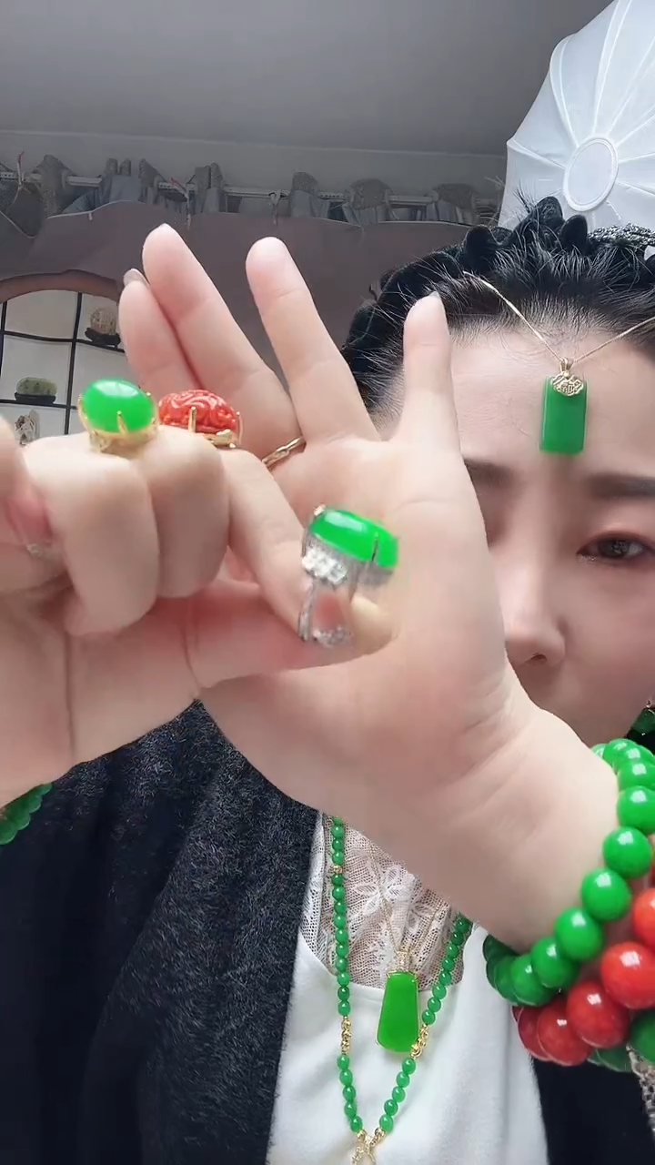 【闪购商品】翡翠戒指银S925镶嵌X51号