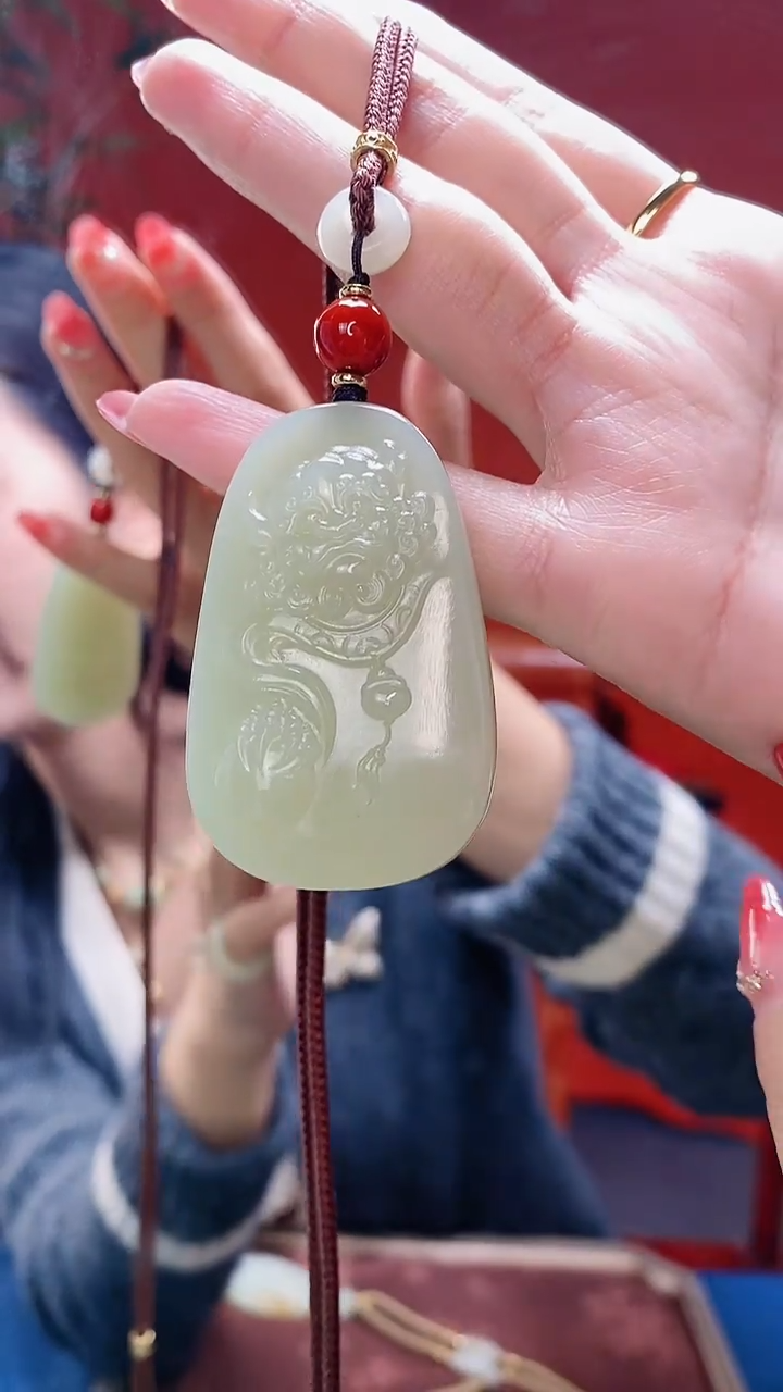 【闪购商品】和田玉挂件未镶嵌龙牌吊坠